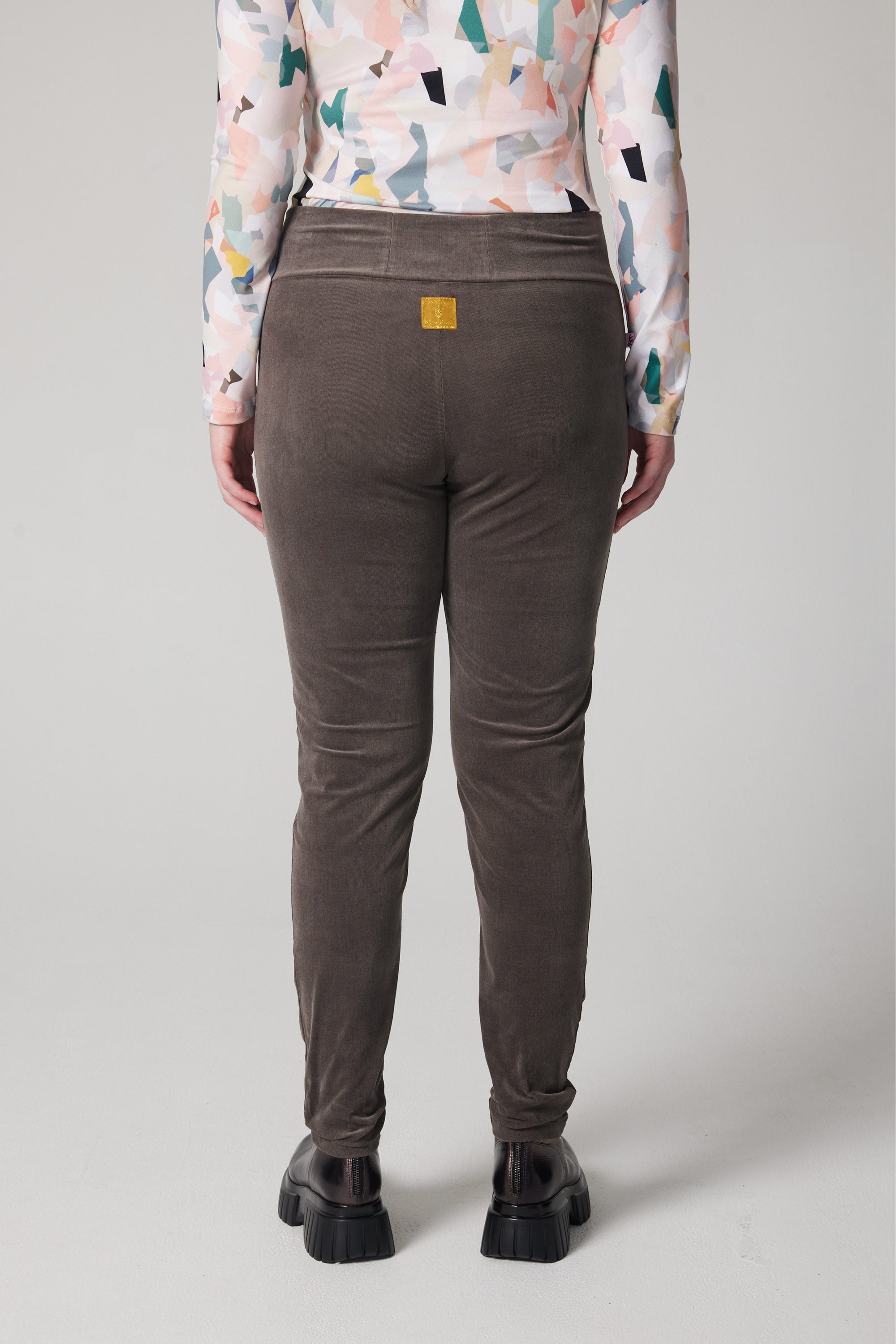 Slim-fit Velvet Corduroy Pant - Grey