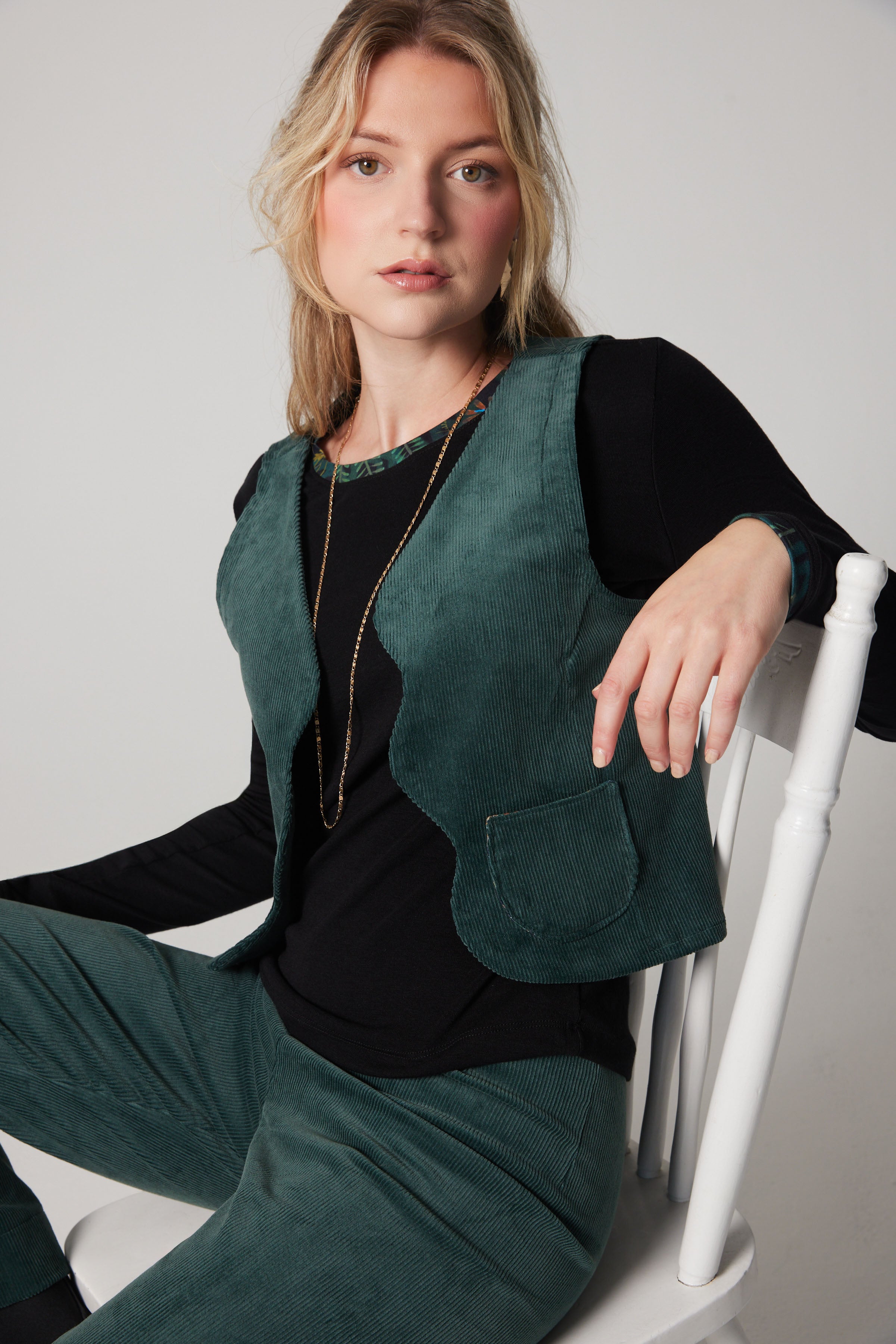 Corduroy scalloped Vest - Green