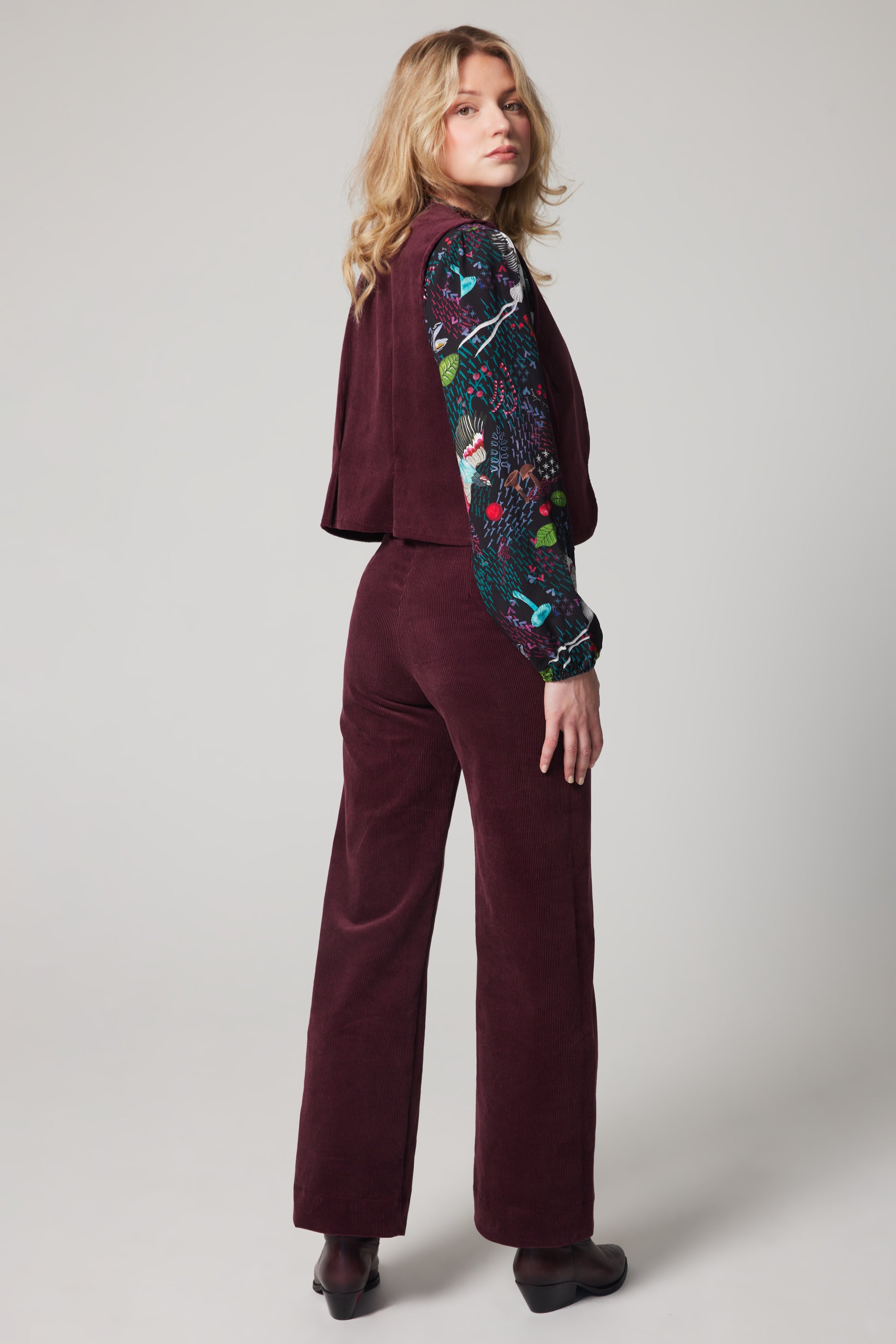 High-Rise Corduroy Straight Leg Pants - Burgundy