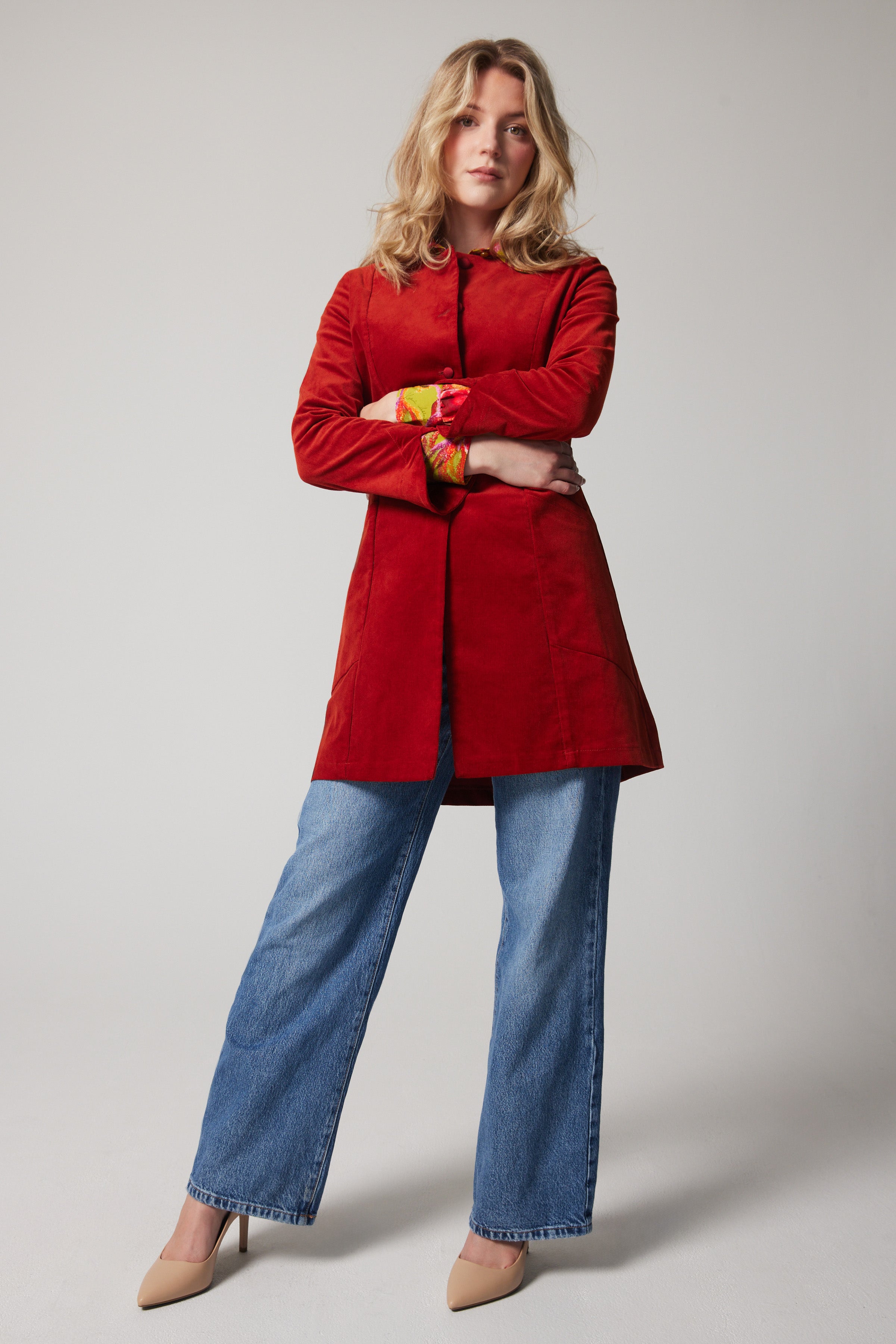 Manteau Mystère en velours côtelé – Rouge brique