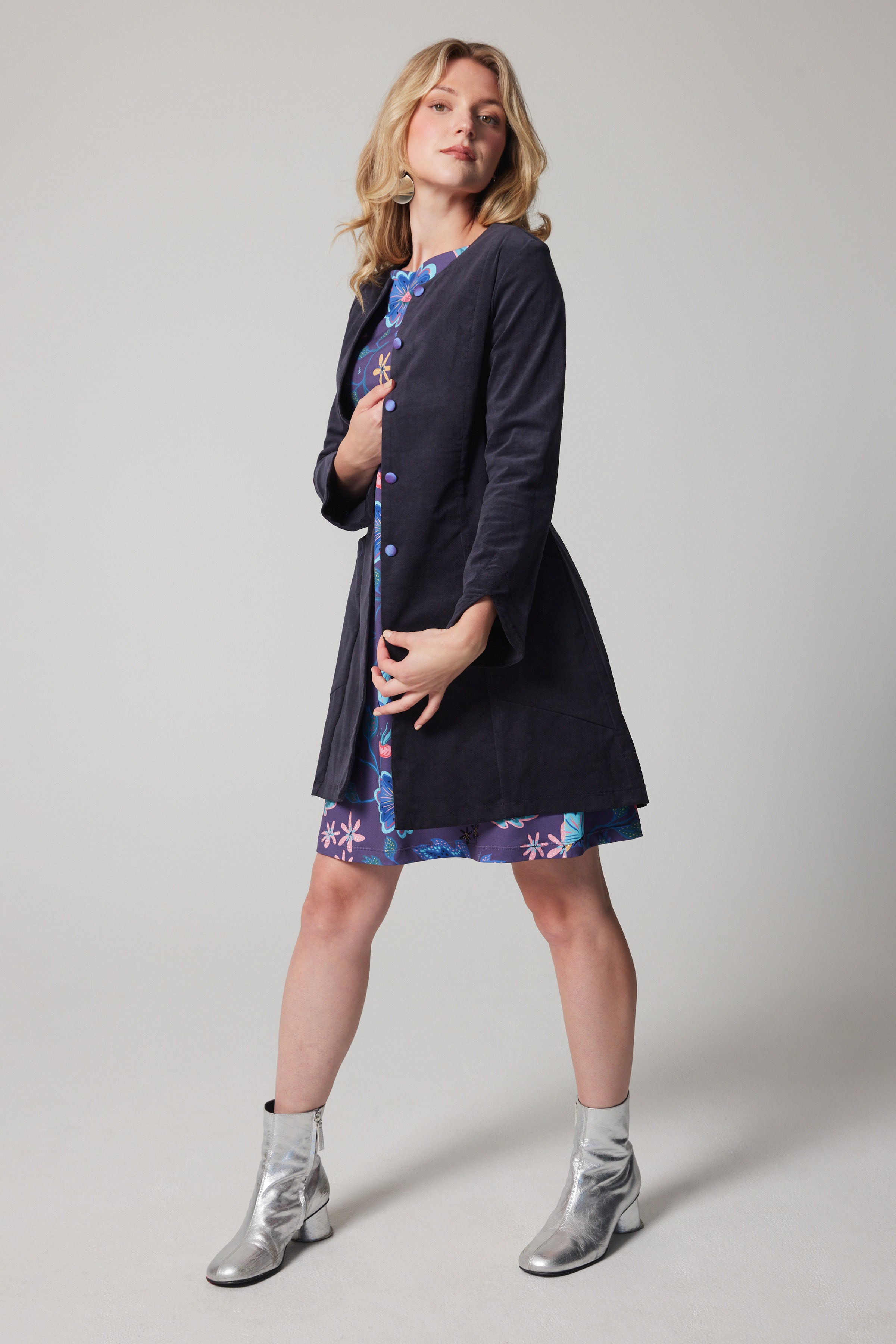 Manteau Mystère en velours côtelé – Gris anthracite