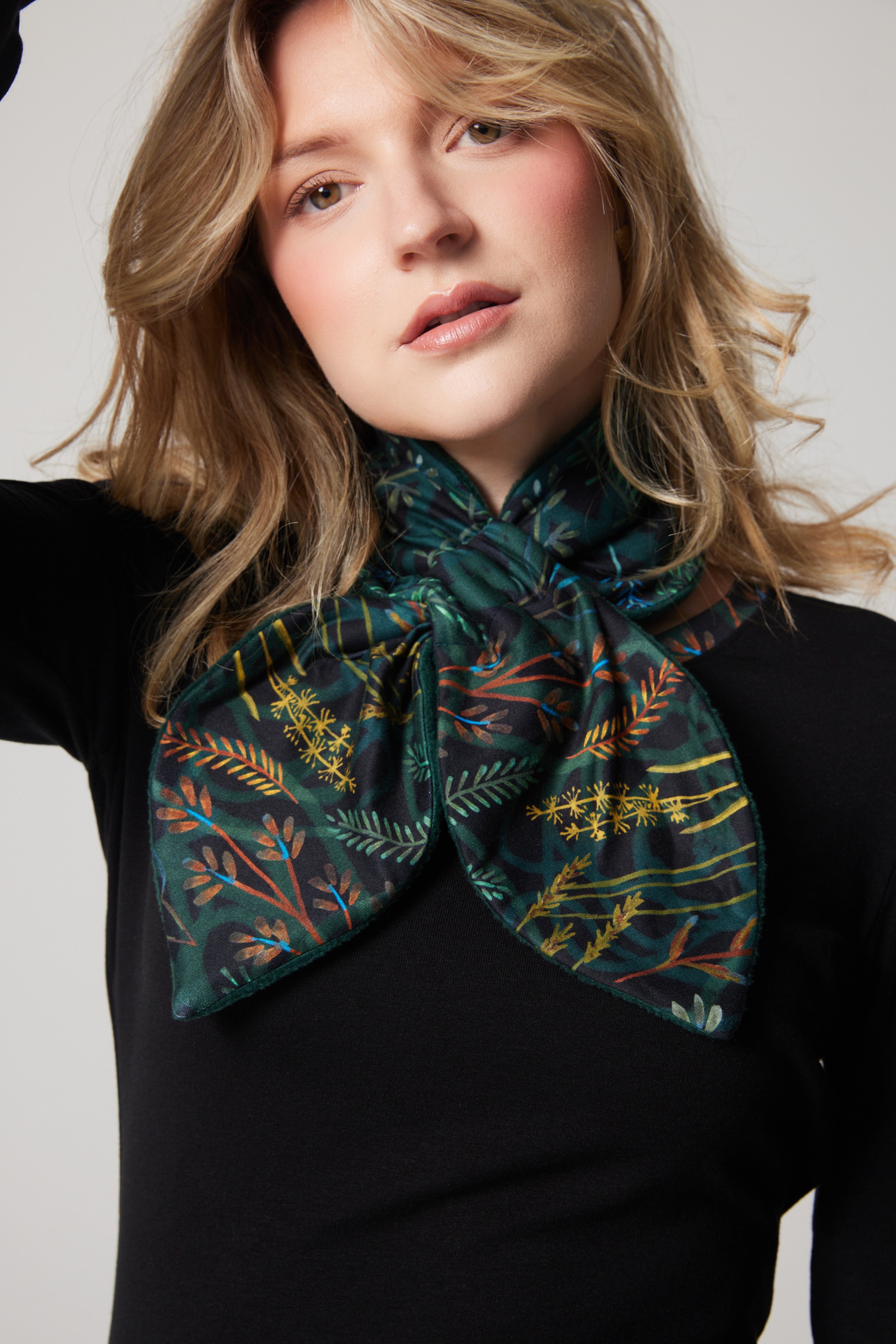 Slot Scarf - Firefly