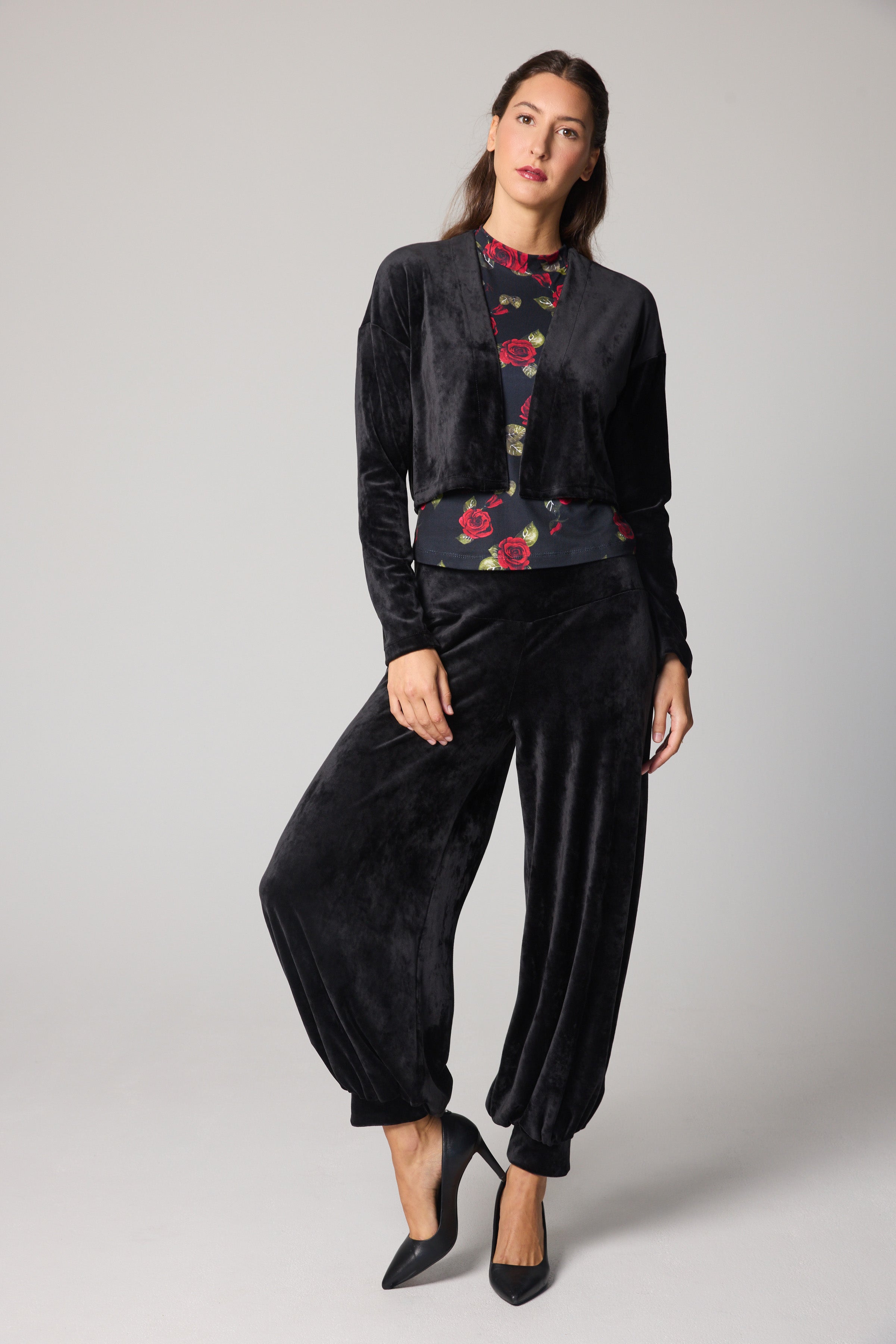 Short Velvet Cardigan - Black