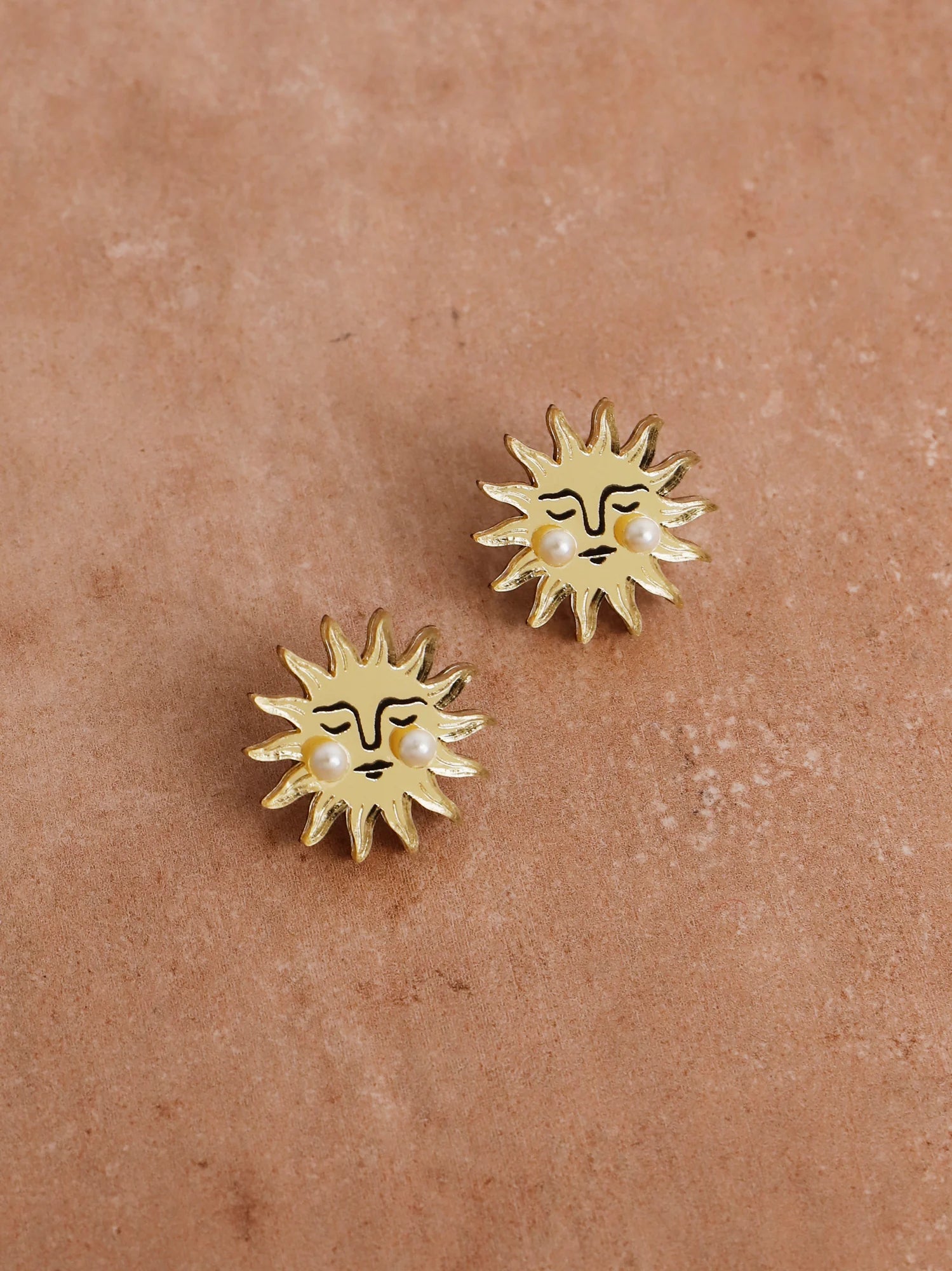 Sun Studs