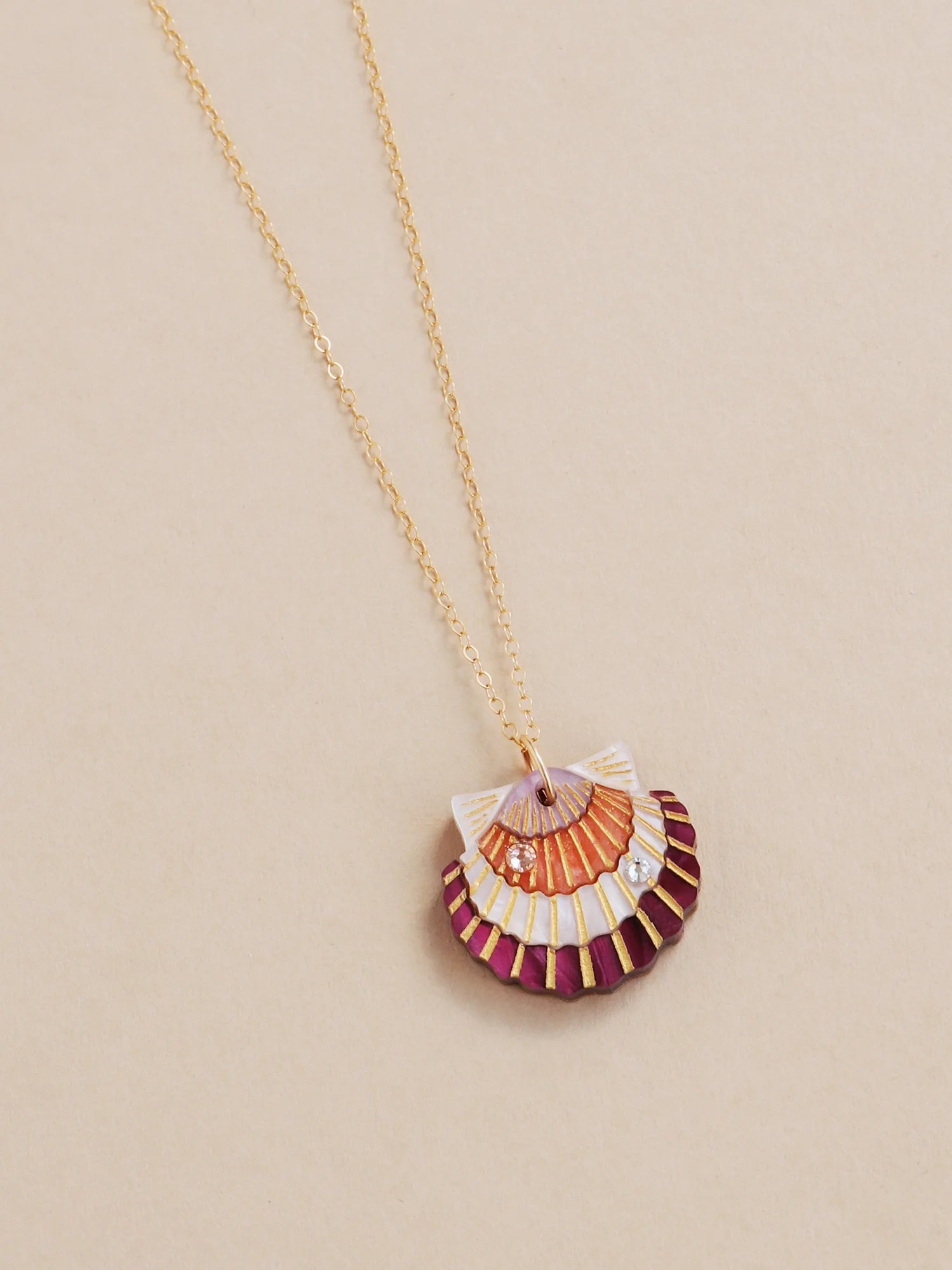 Wolf & Moon - Scallop Shell Necklace
