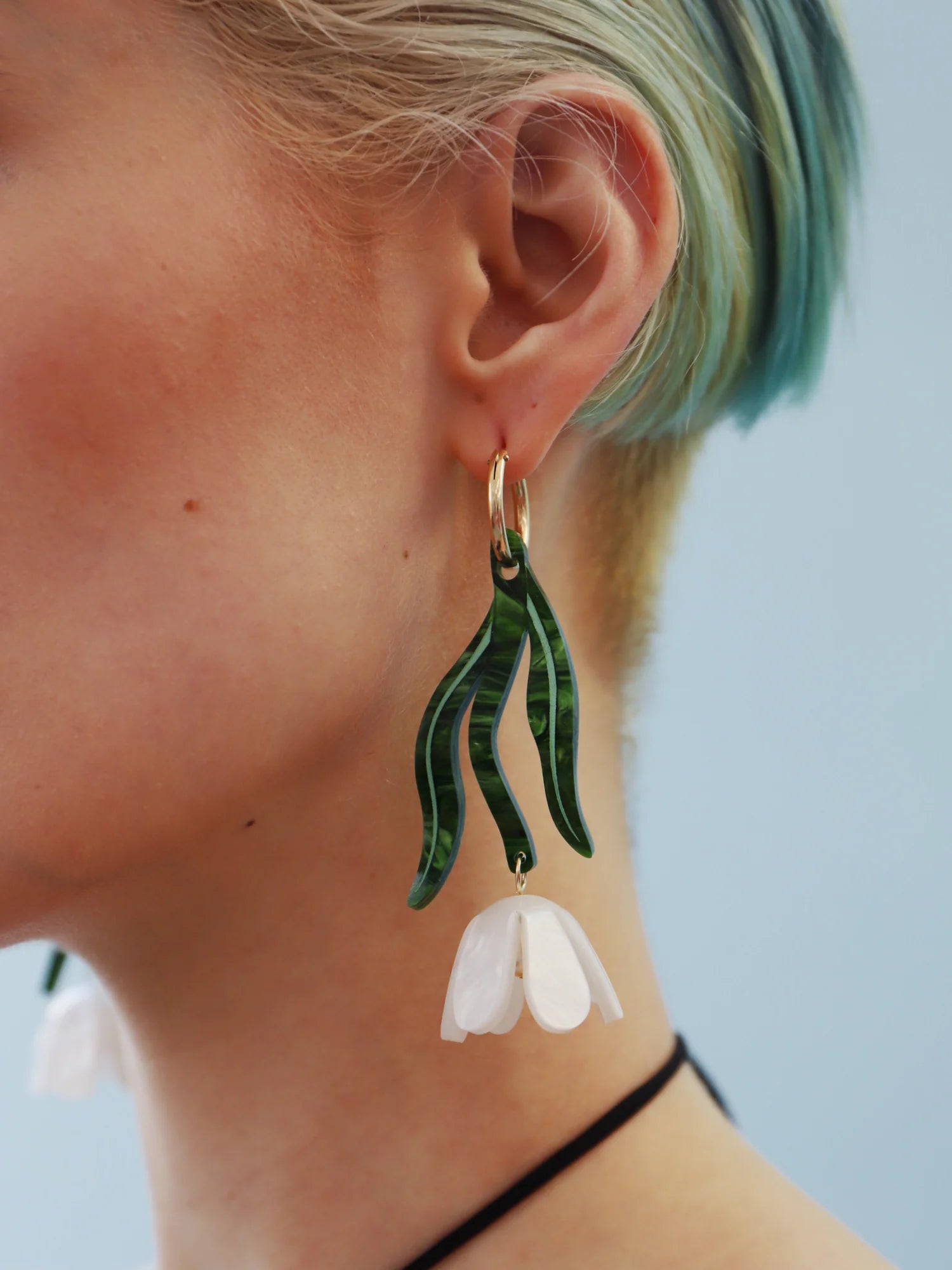 Wolf & Moon - Tulip Statement Hoops in White