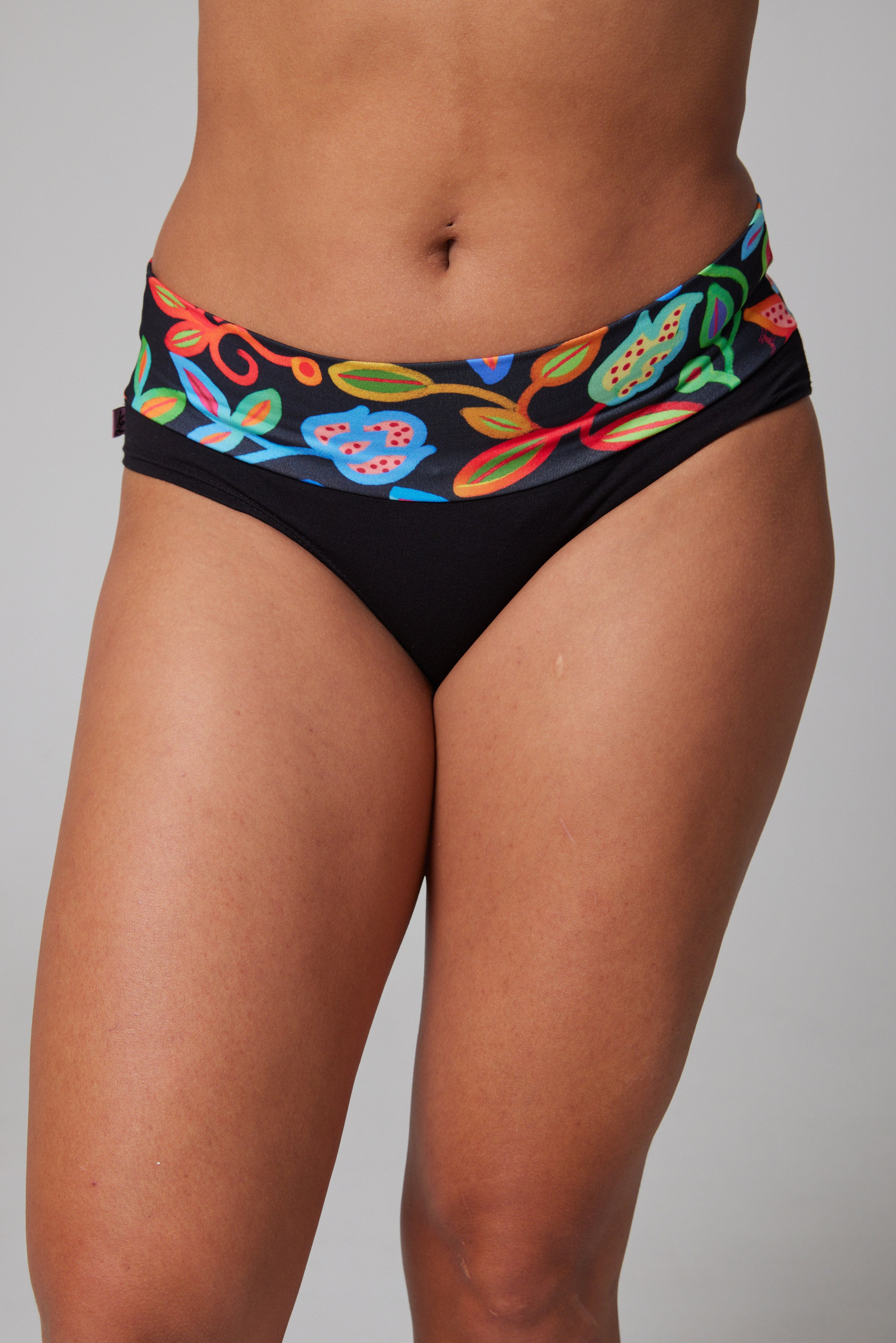 Panties - Organic Cotton - Black/Folklore