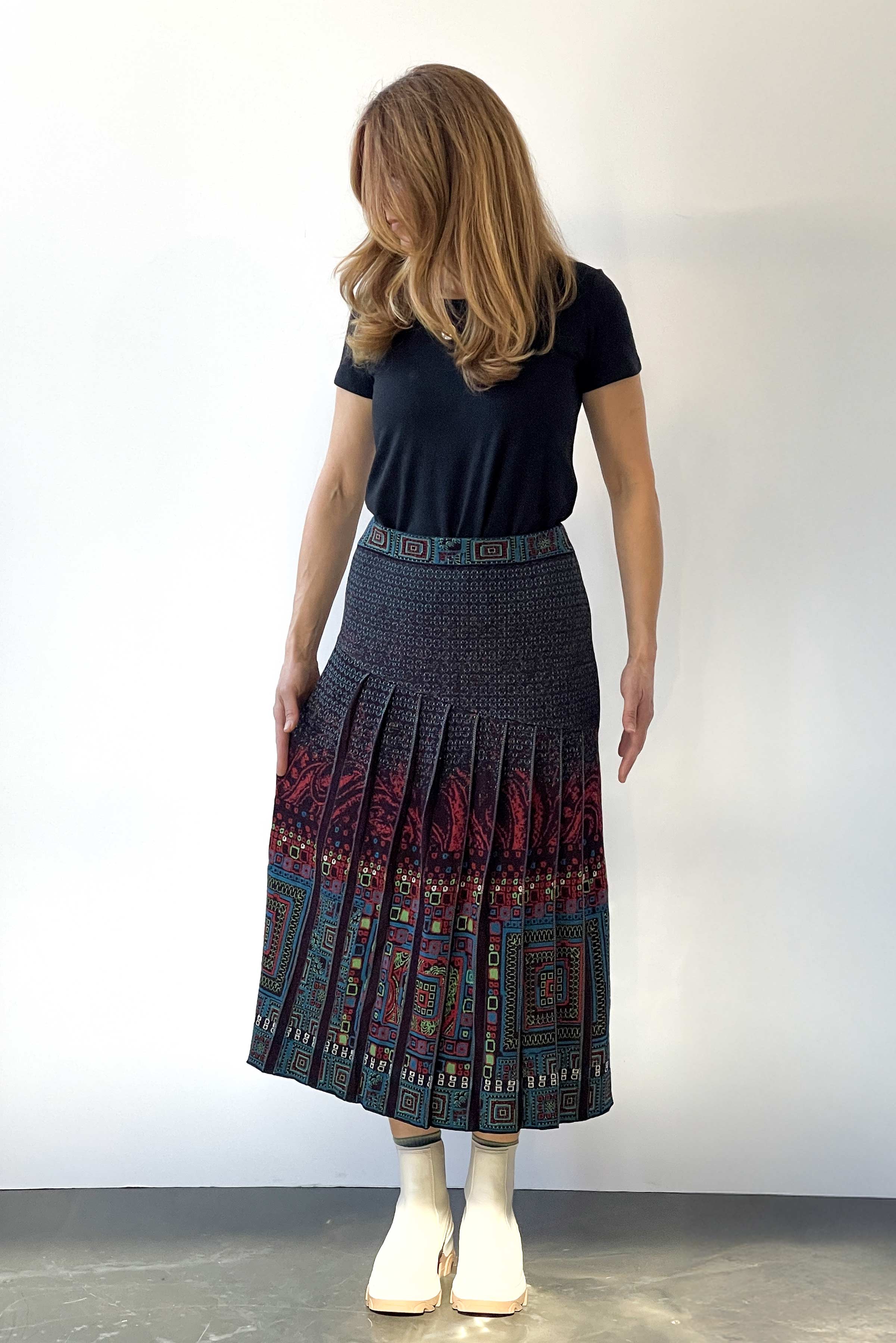 Skirt with Pleats - Brown-Red