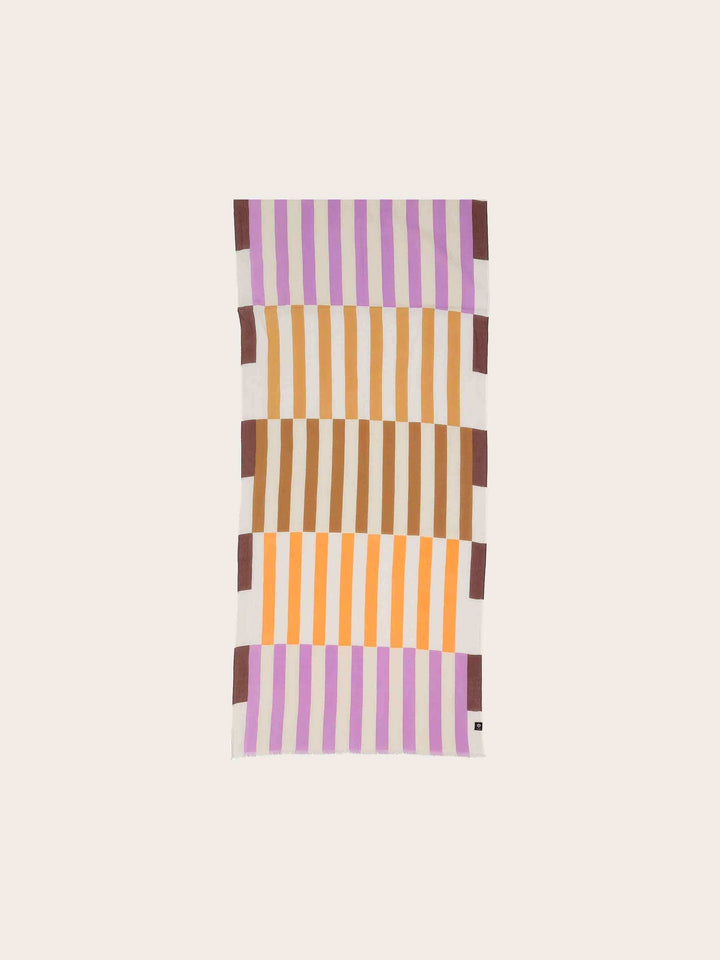 SCARF WITH STRIPES IN RETRO DESIGN