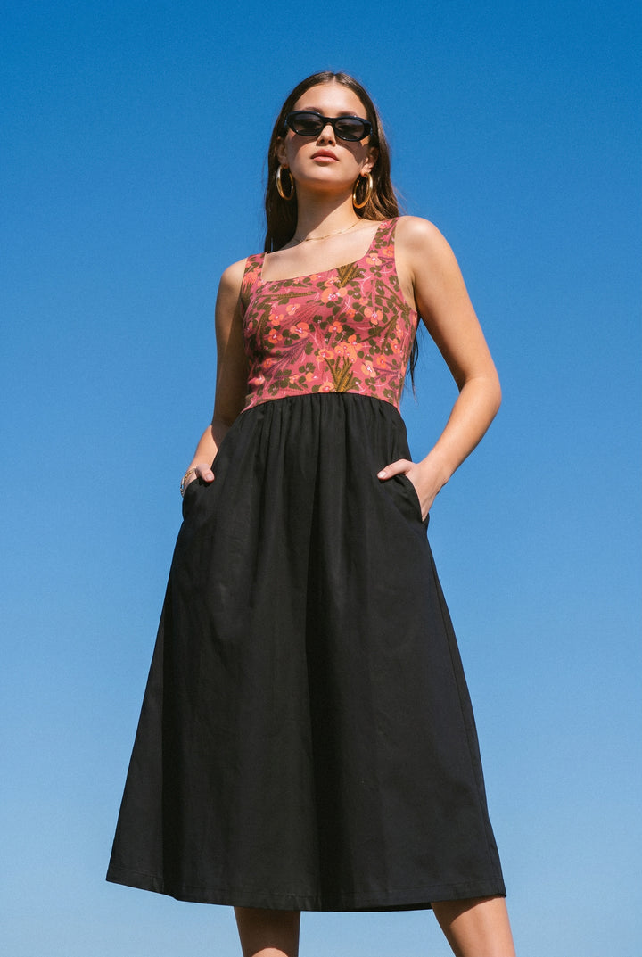 Nouvelle robe classique - Fleurs sauvages, Rouge