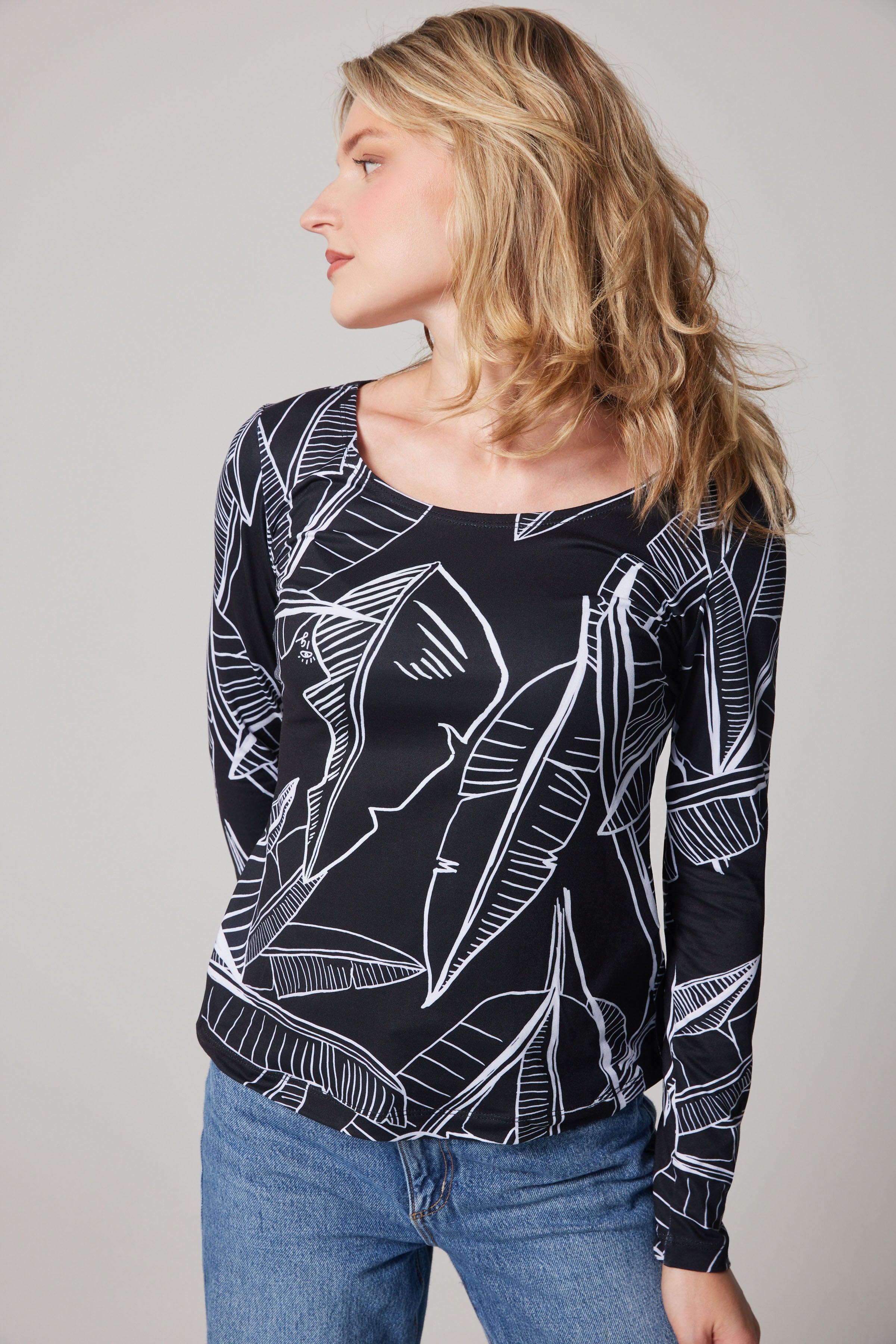 Long Sleeve Scoop Neck - Banana Leaves