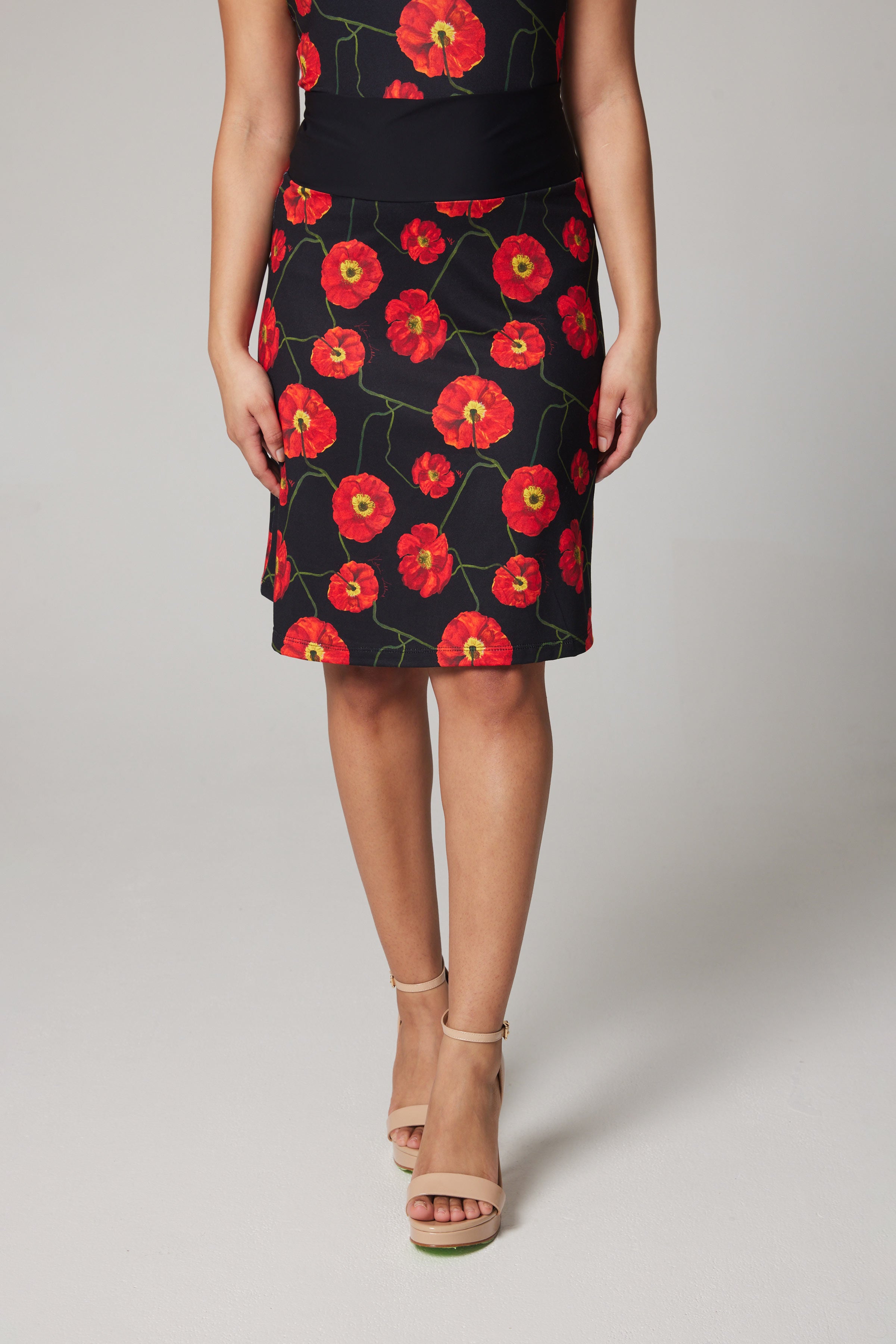 Art Skirt – Poppies