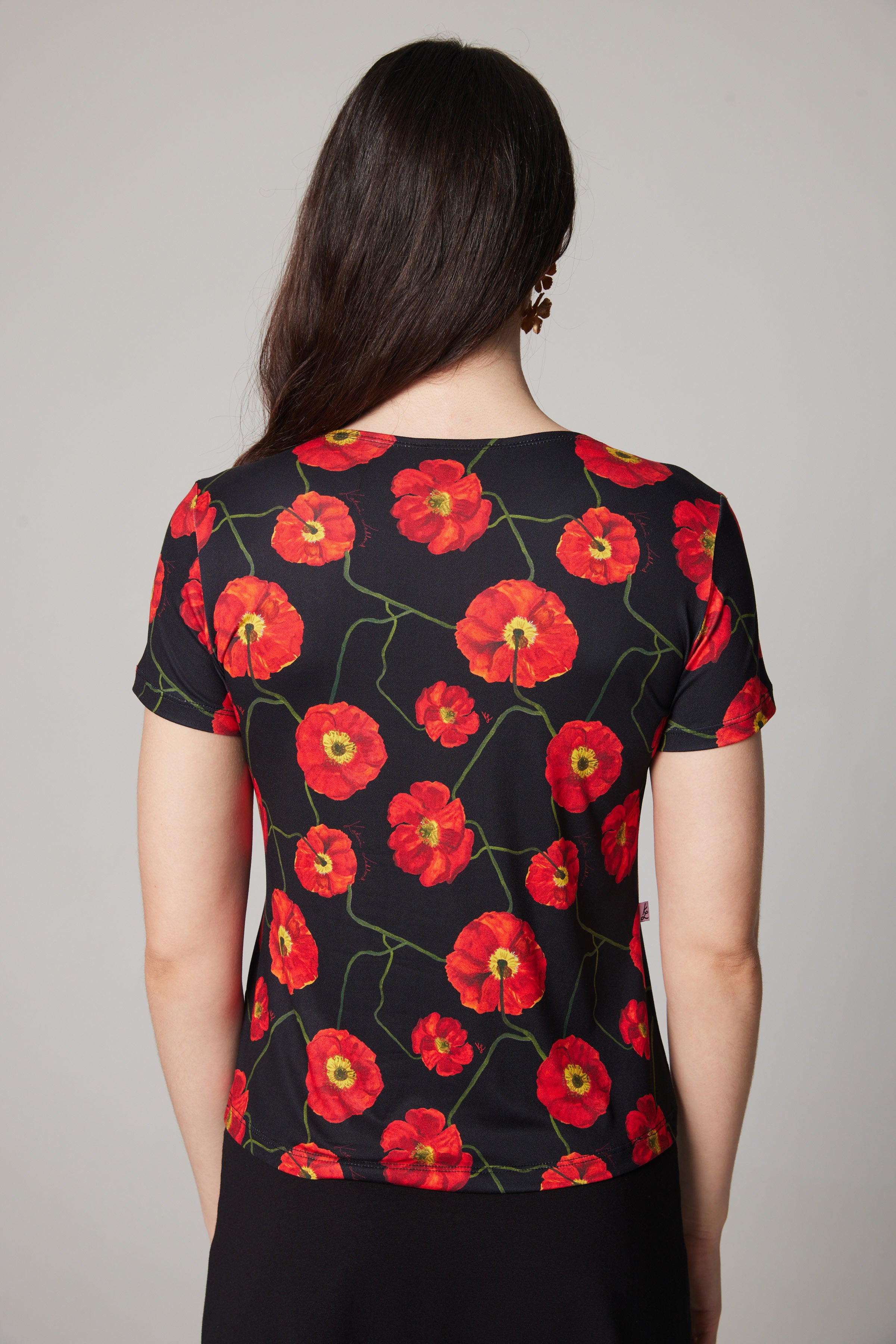 Scoop Neck T-shirt - Poppies