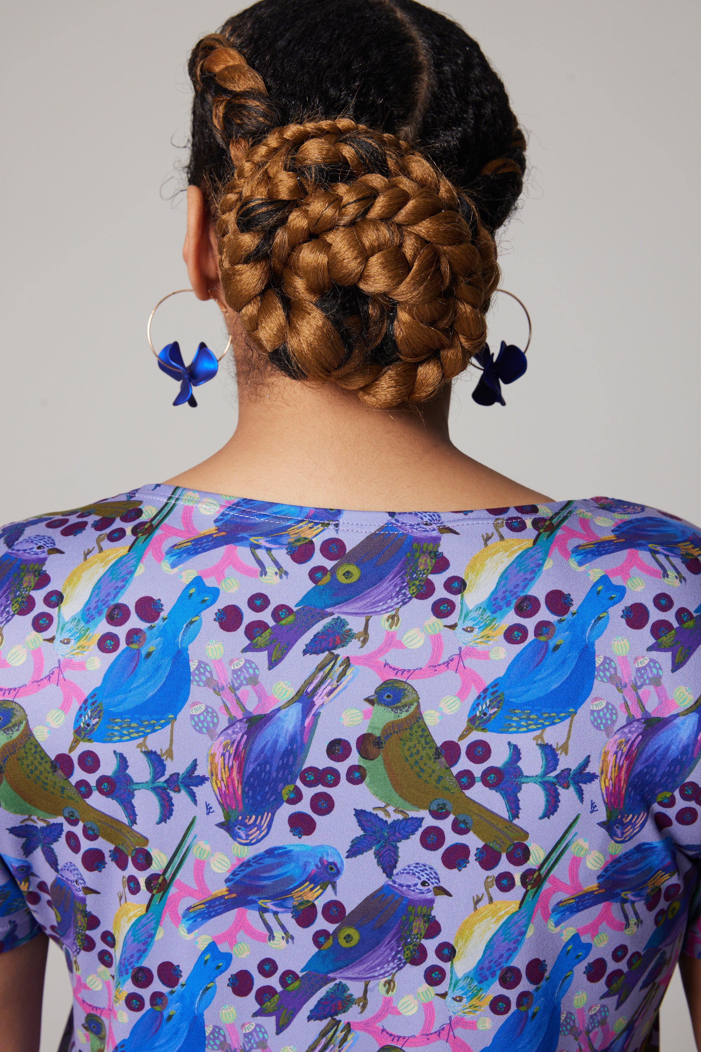 Scoop Neck T-shirt - Blueberry Birds