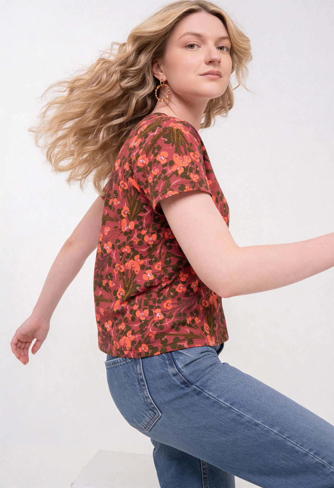 Cotton MOMA T-Shirt - Wildflowers, red