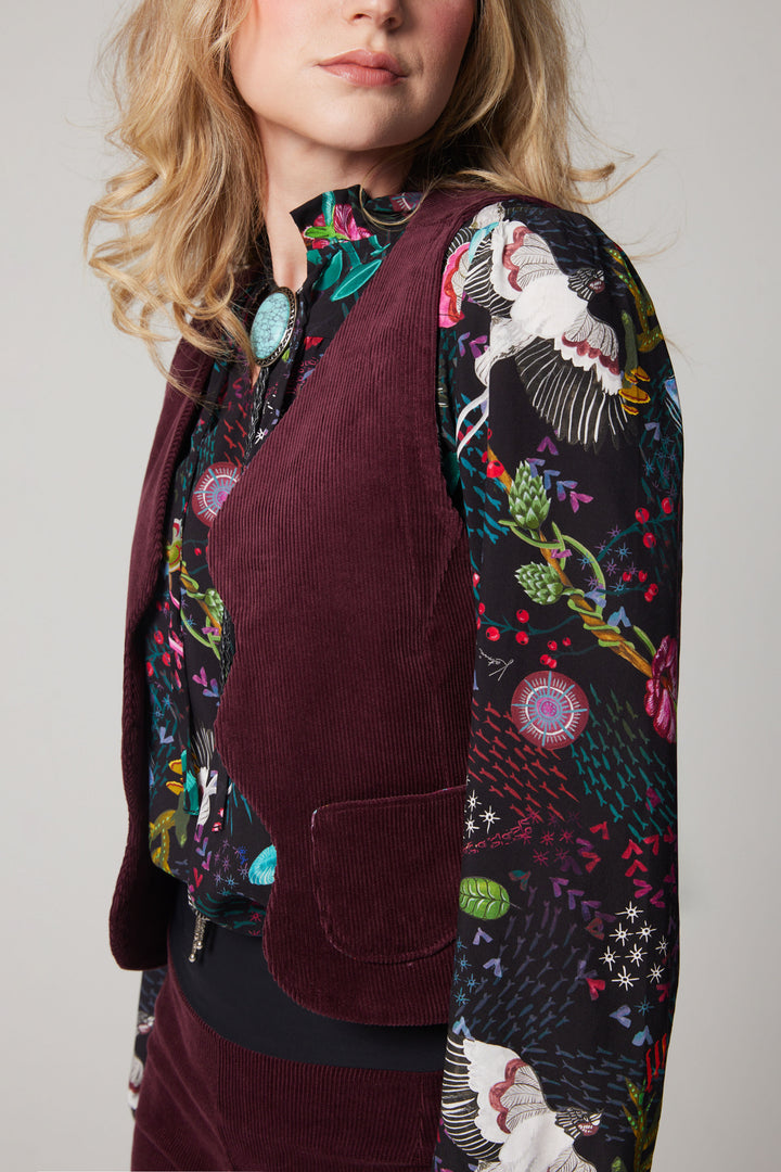 Corduroy scalloped Vest - Burgundy