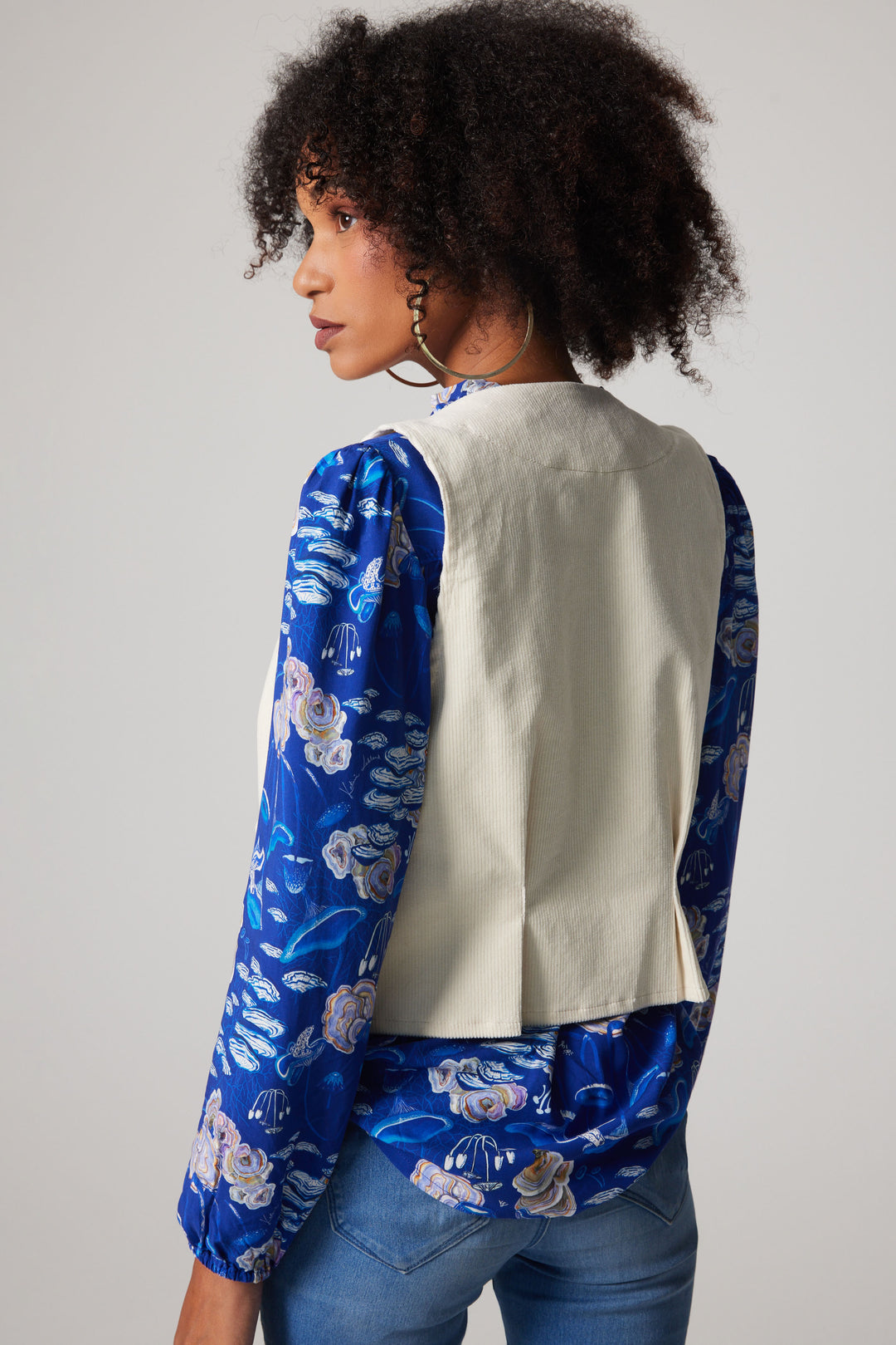Gilet festonné en velours côtelé – Crème