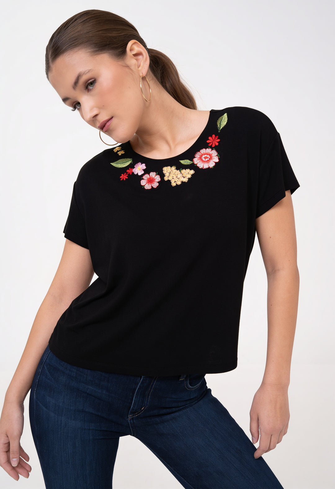 MOMA T-Shirt - Black Embellished