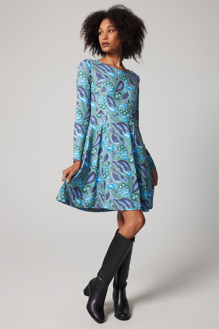Robe ajustée et évasée à manches longues – Ginkgo