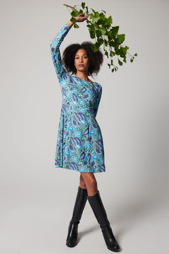 Robe ajustée et évasée à manches longues – Ginkgo