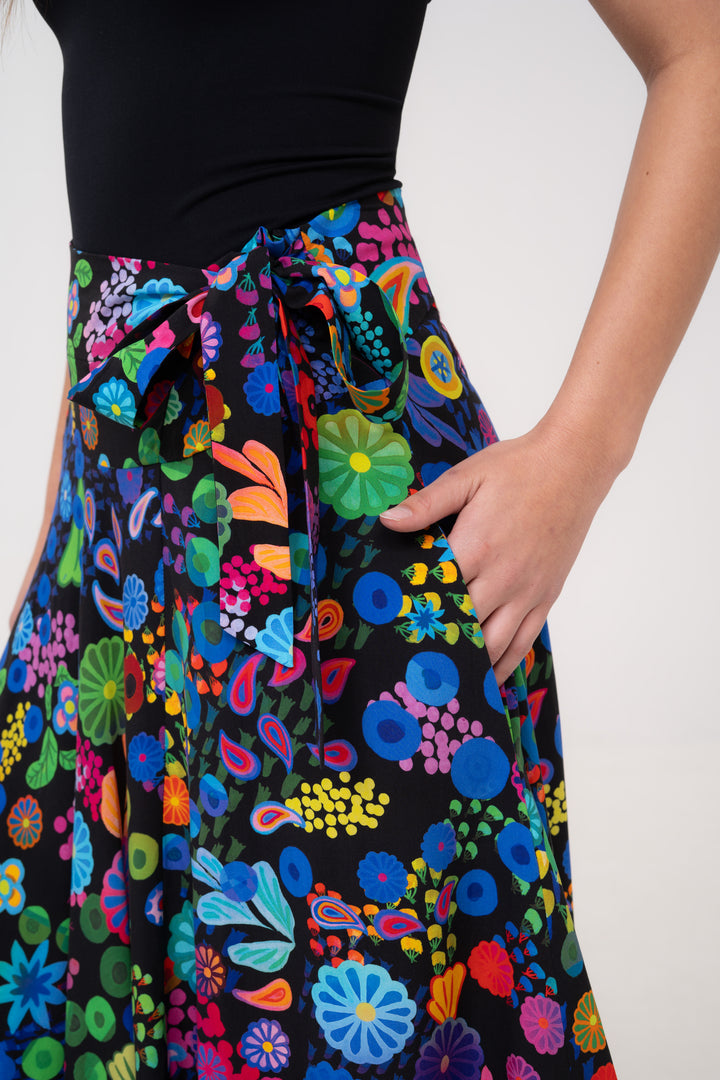 Half-Circle Skirt - Colourama, Black