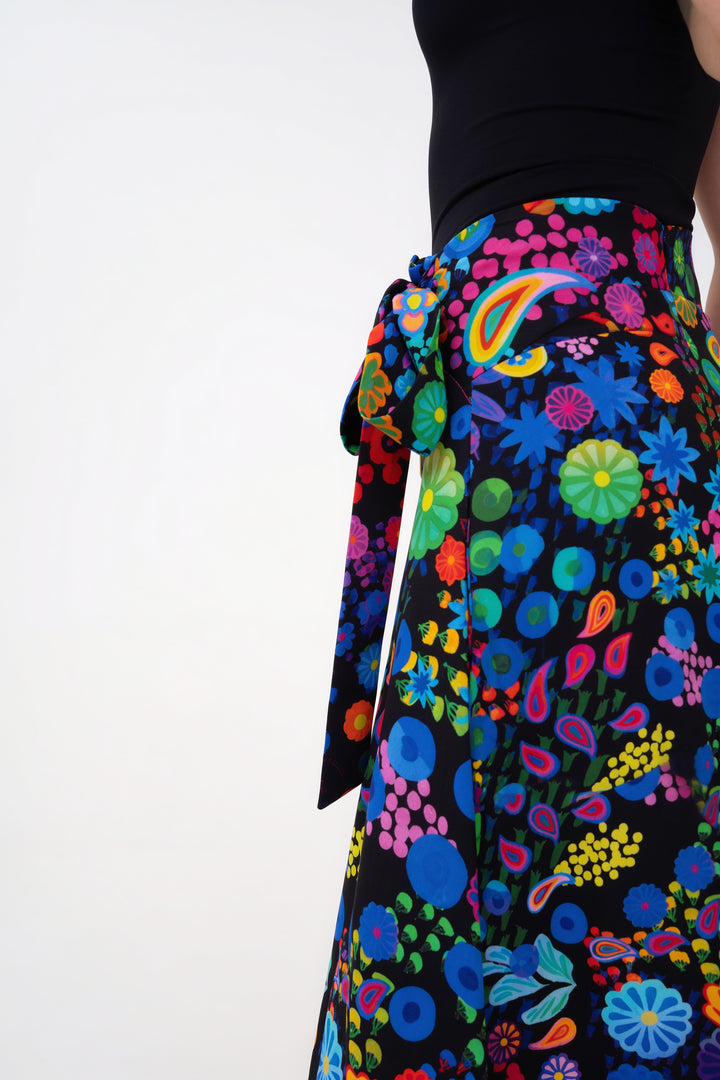 Half-Circle Skirt - Colourama, Black