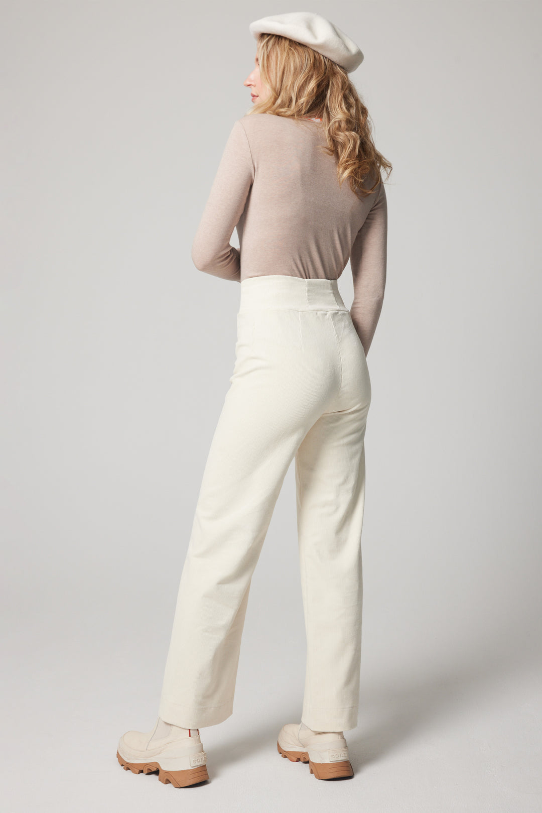 Pantalon droit taille haute en velours côtelé - Crème
