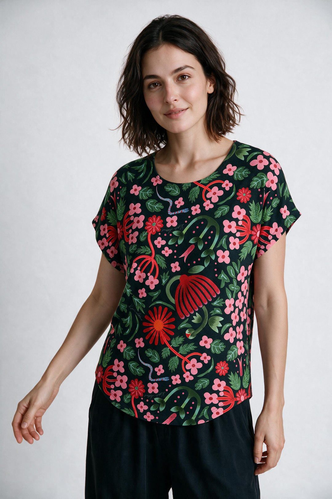 Loose Fit T-Shirt - Snaketique