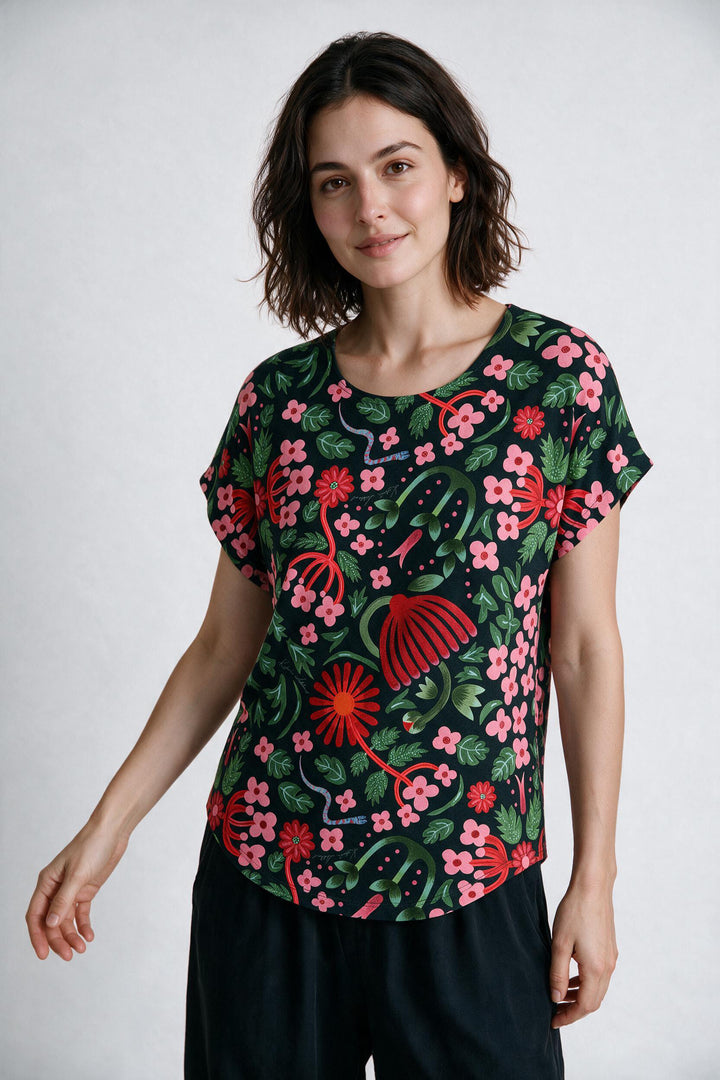 Loose Fit T-Shirt - Snaketique