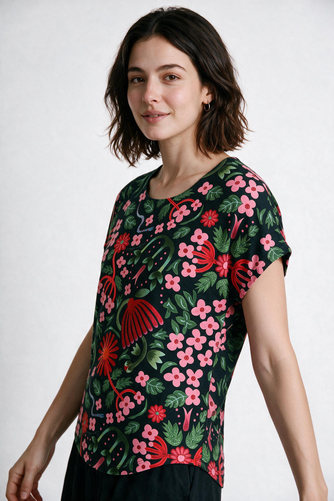 Loose Fit T-Shirt - Snaketique