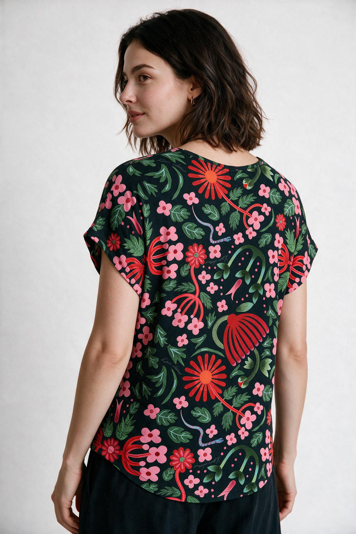 Loose Fit T-Shirt - Snaketique