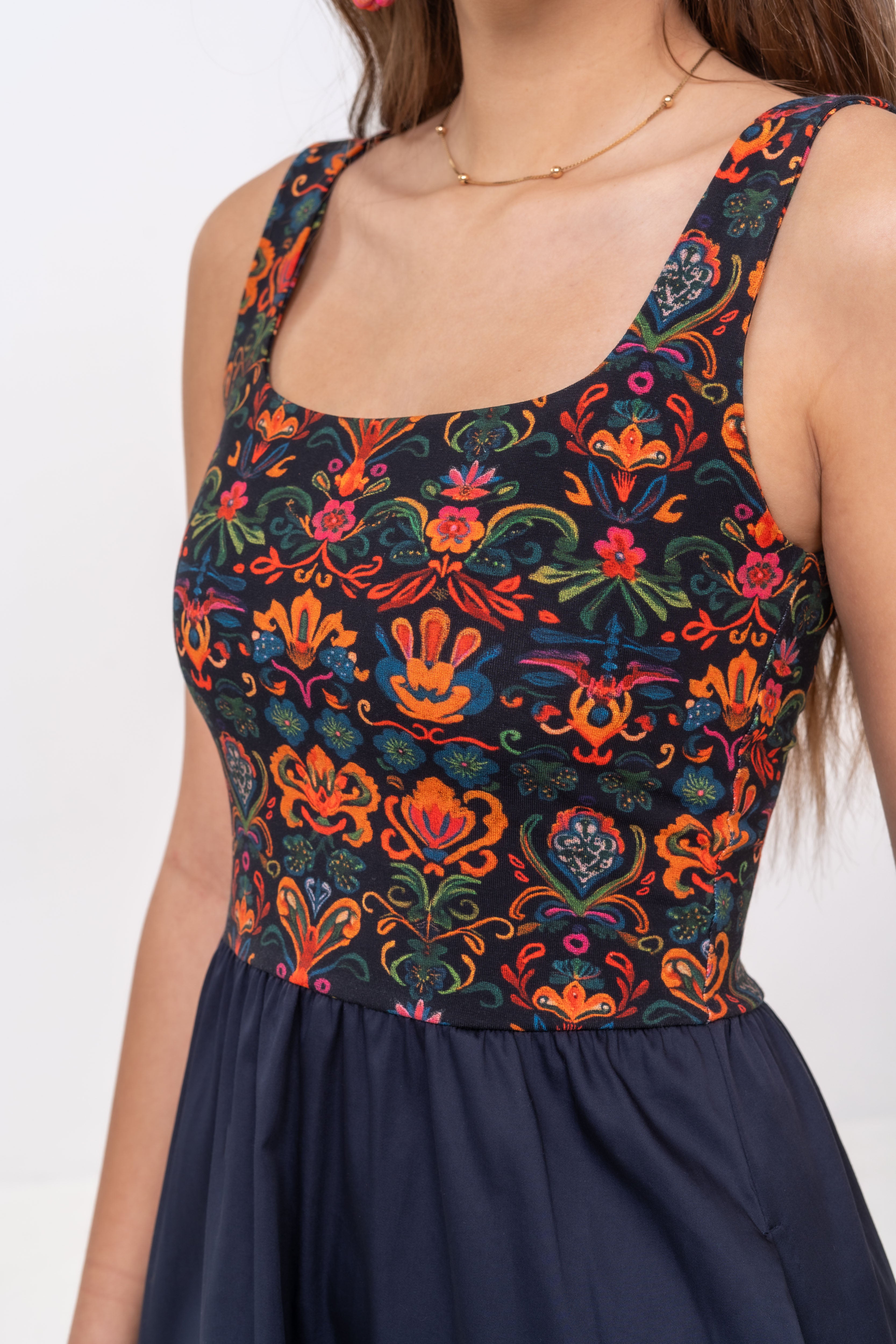 New Classic Dress - Baroque
