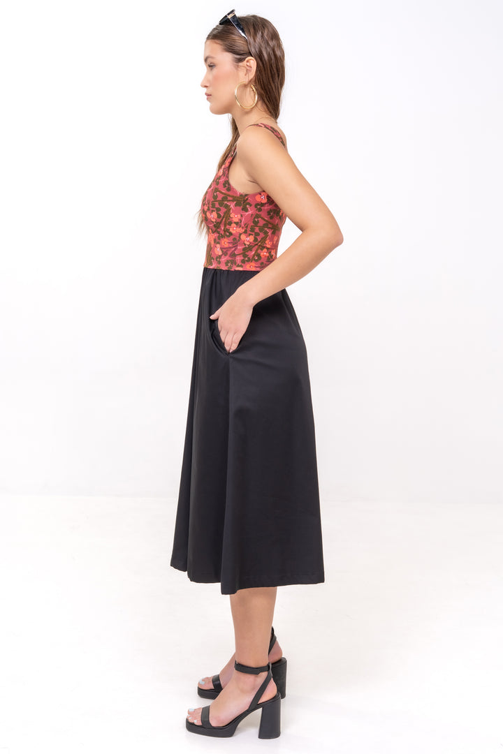 Nouvelle robe classique - Fleurs sauvages, Rouge