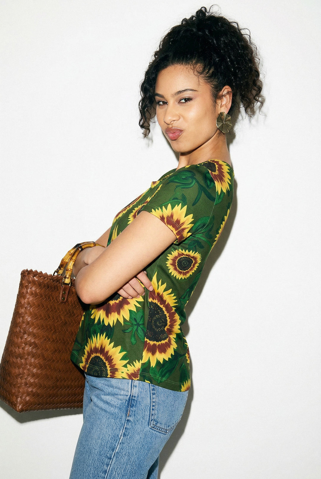 Scoop Neck T-shirt - Sunflowers