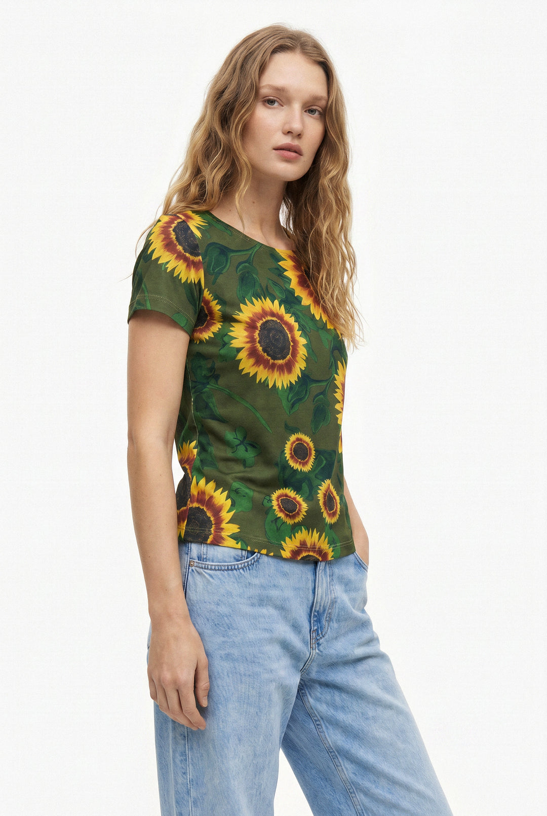 Scoop Neck T-shirt - Sunflowers