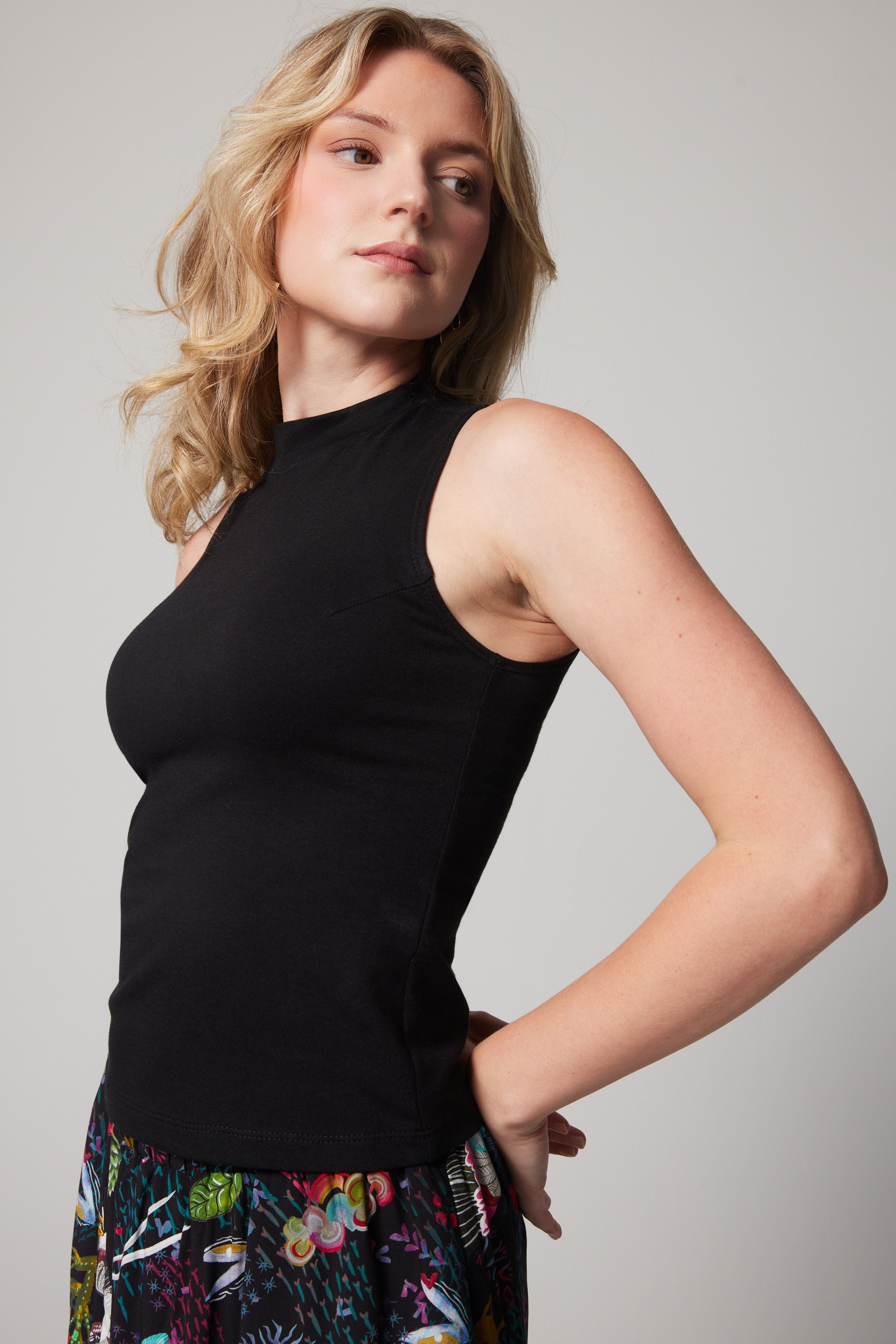 Sleeveless Mock Neck - Black Bamboo