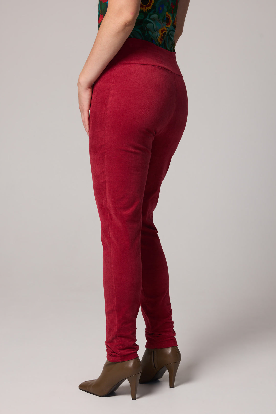 New Slim-Fit Velvet Corduroy Pants - Red