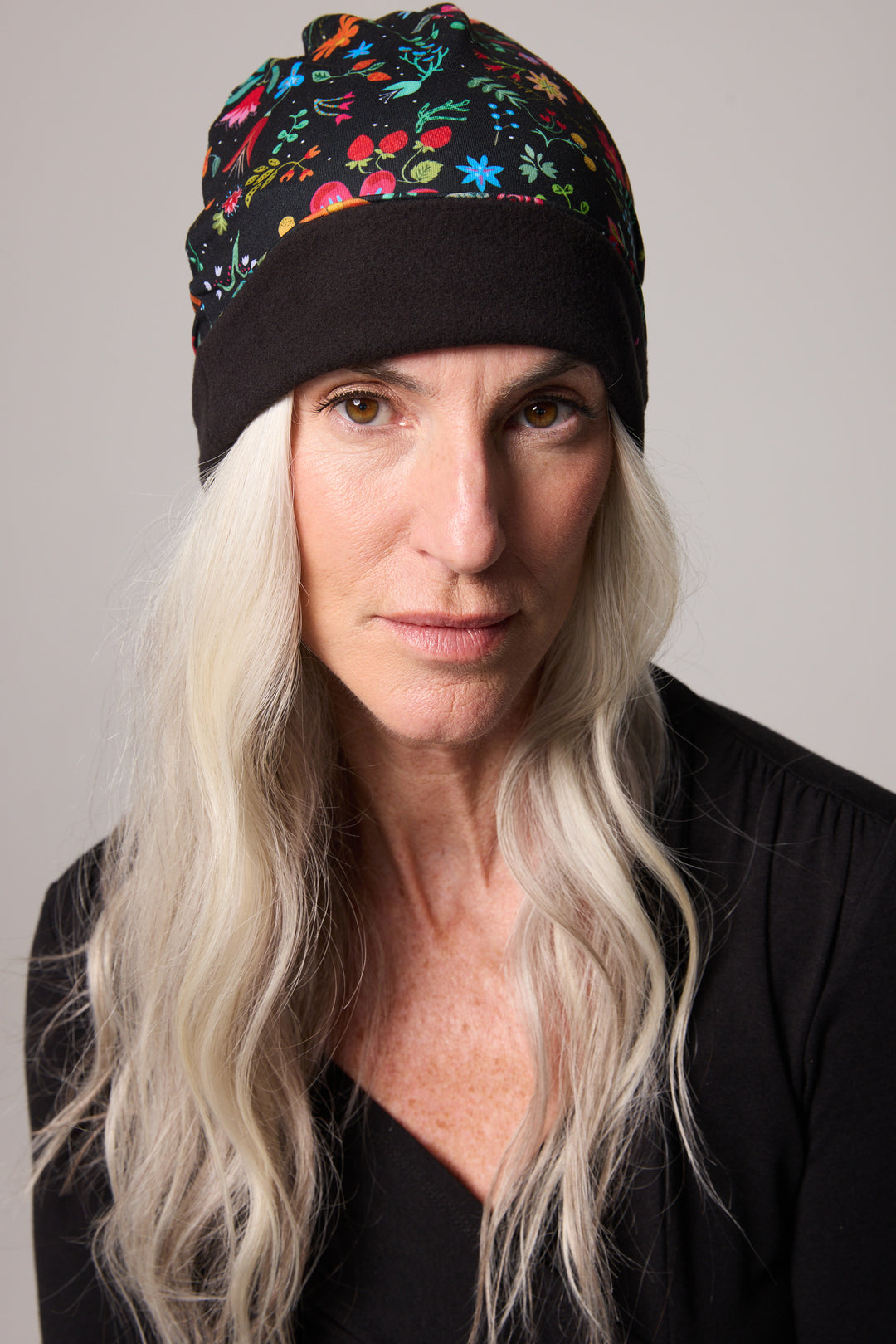 Tuque - Black Floral Punch