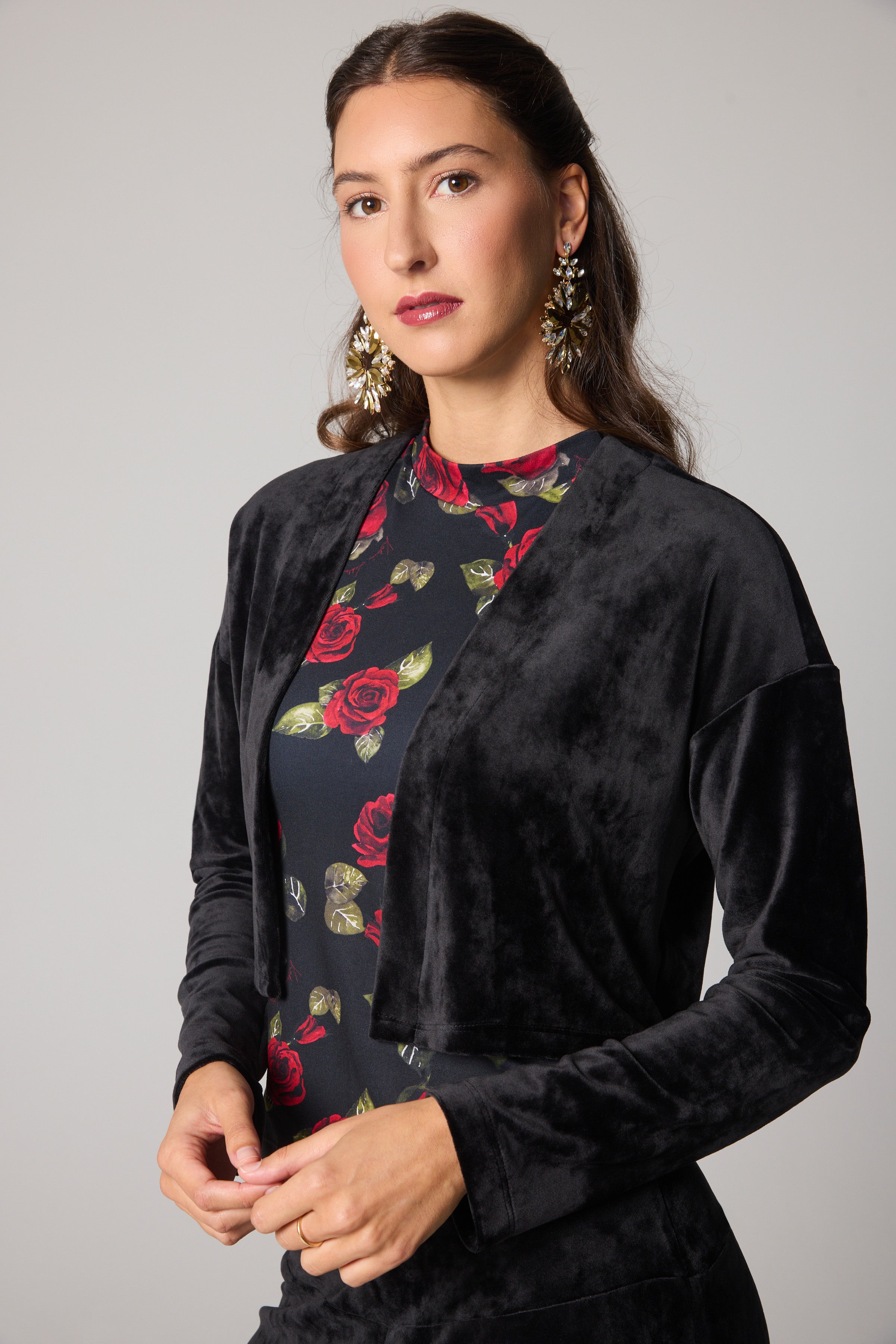 Short Velvet Cardigan - Black