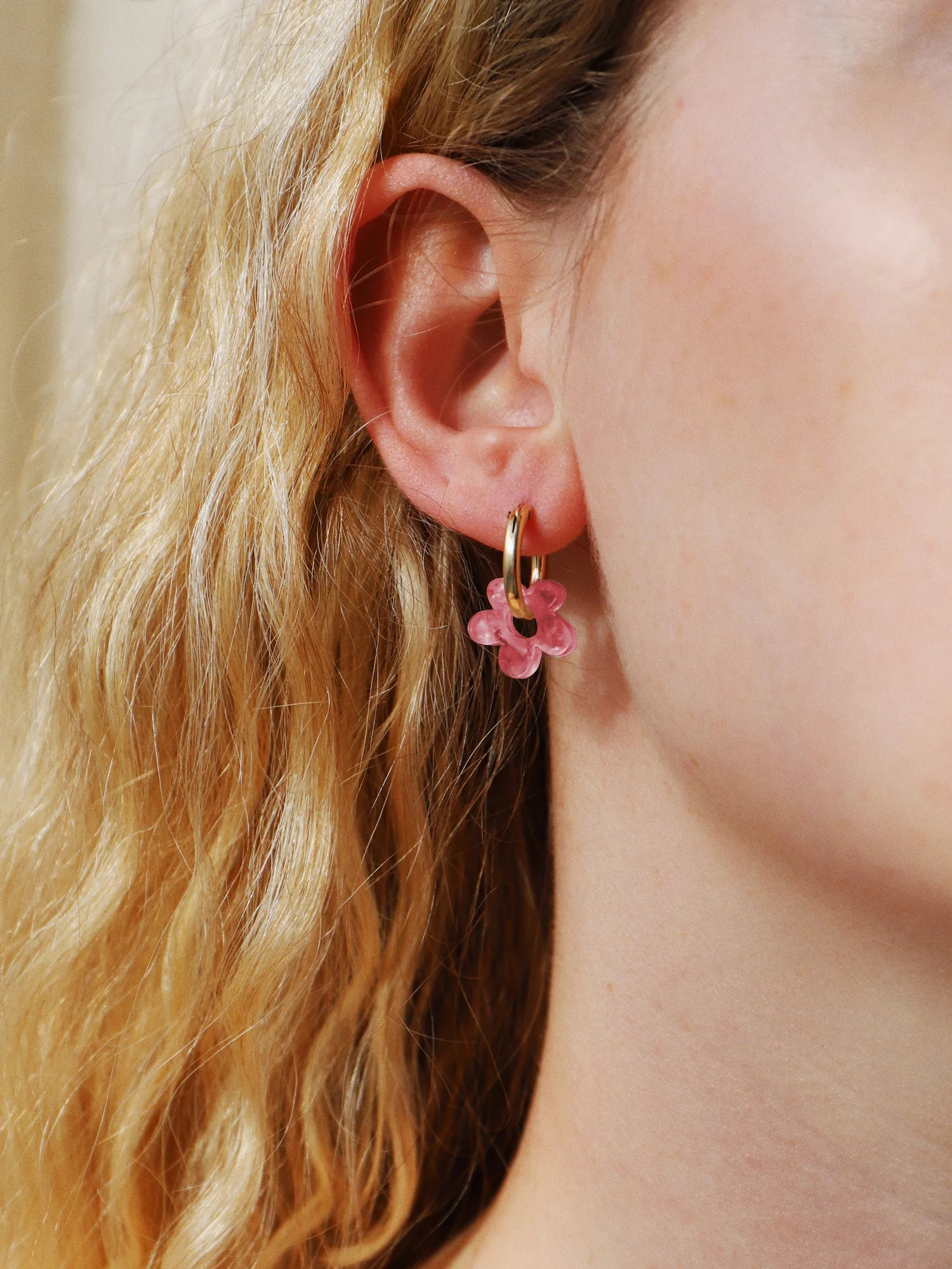 Mini Nina Hoops in Peony