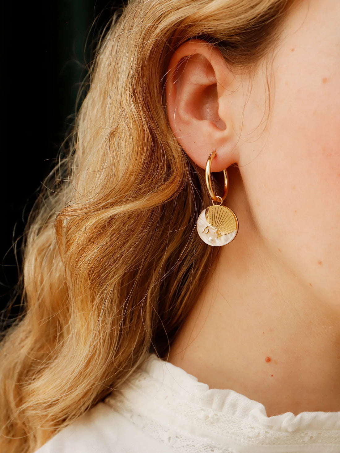 MOON II HOOPS - GOLD, second view
