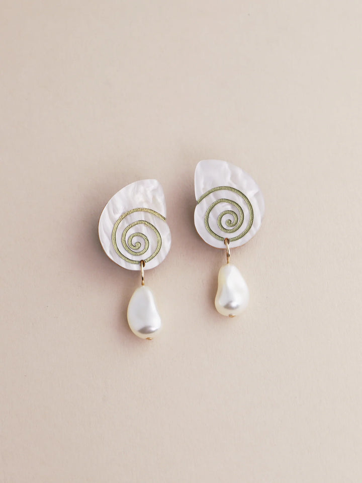 WOLF &amp; MOON - Créoles coquillages en spirale